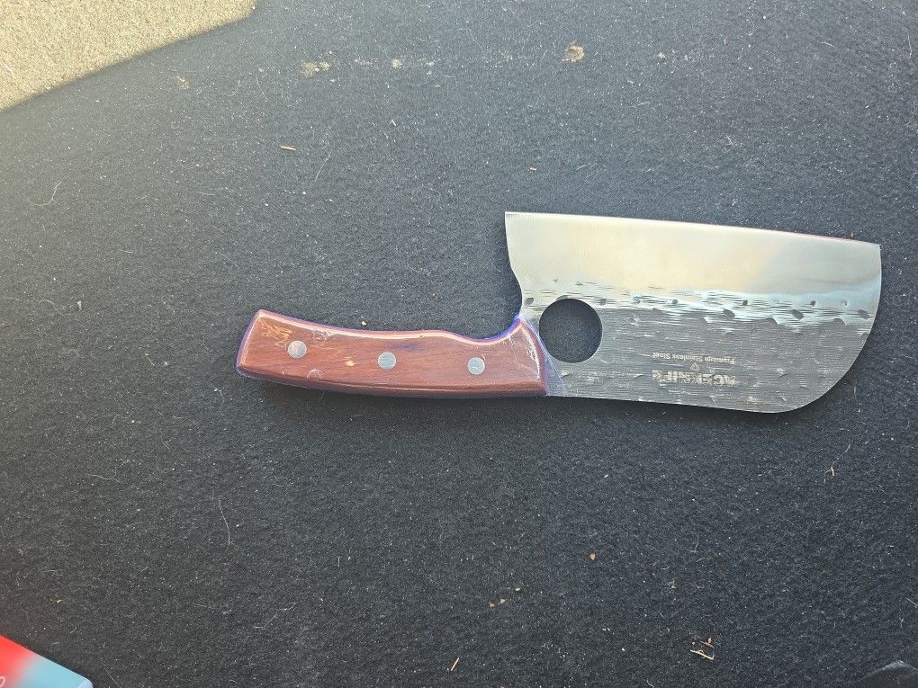 Selling My Butcher Ace Knife