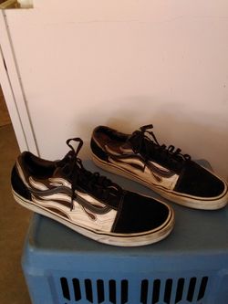 Vans Off The Wall, Size 13. $5.00