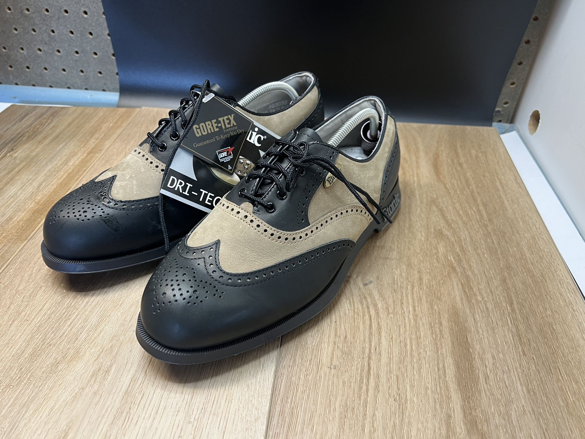 Etonic The Ultimate Golf Shoes Gor-Tex Leather Brown Size Women’s 8.5 Wide