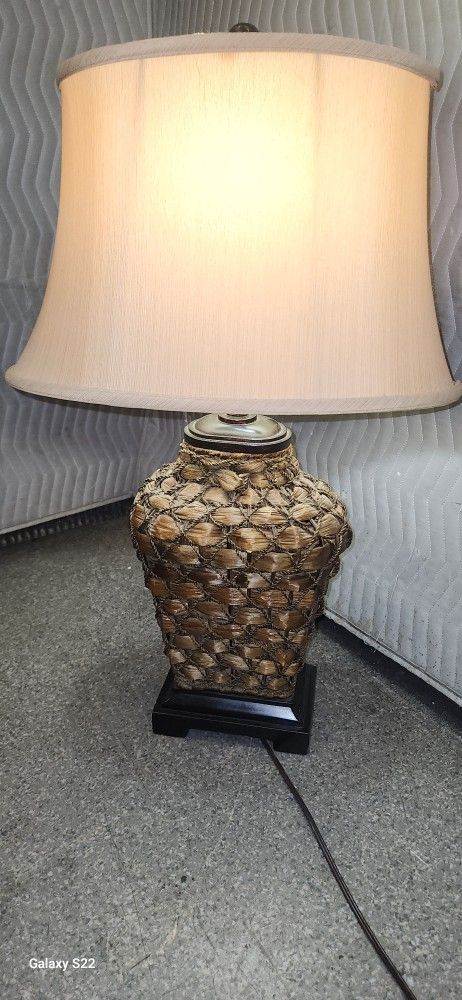 Vintage Boho-Chic Natural Brown Rattan and Jute Table Lamp
