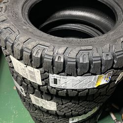 Goodyear Wrangler duratrac Brand New Set Of Tires
