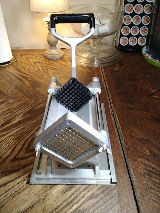 French Fry Cutter Easy to Cut Extended Handle 