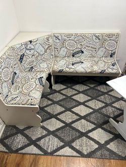 Dining room table