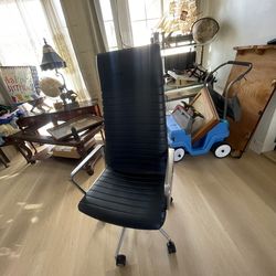 DESK CHAIR FOR OFFICE OR IF YOU WORK FROM HOME