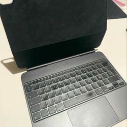 Apple Magic keyboard For iPad 13 M4 m5 chip