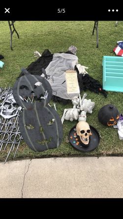 Halloween decor