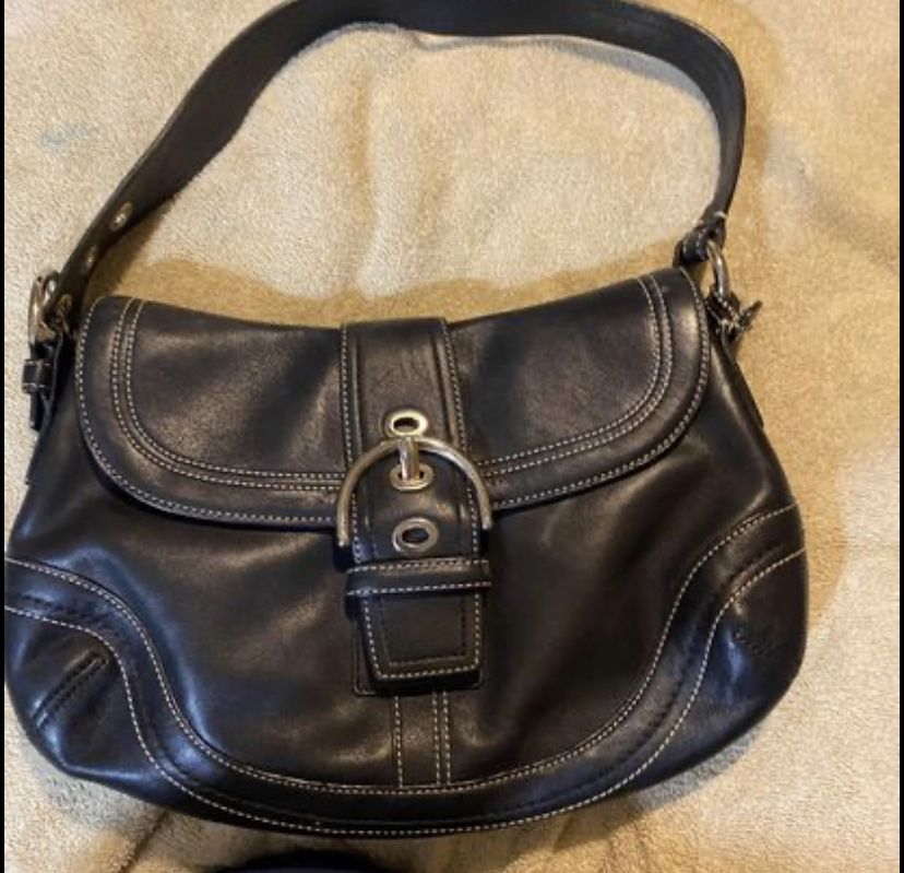 Black Leather Coach BoHo Buckle Flap Purse 