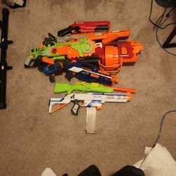 Nerf Guns 