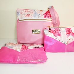 Barb's Bags Ladies Crossbody Bag Floral With Pouches 