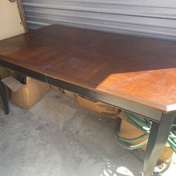 Wooden Dining Table With Expandable Leaf