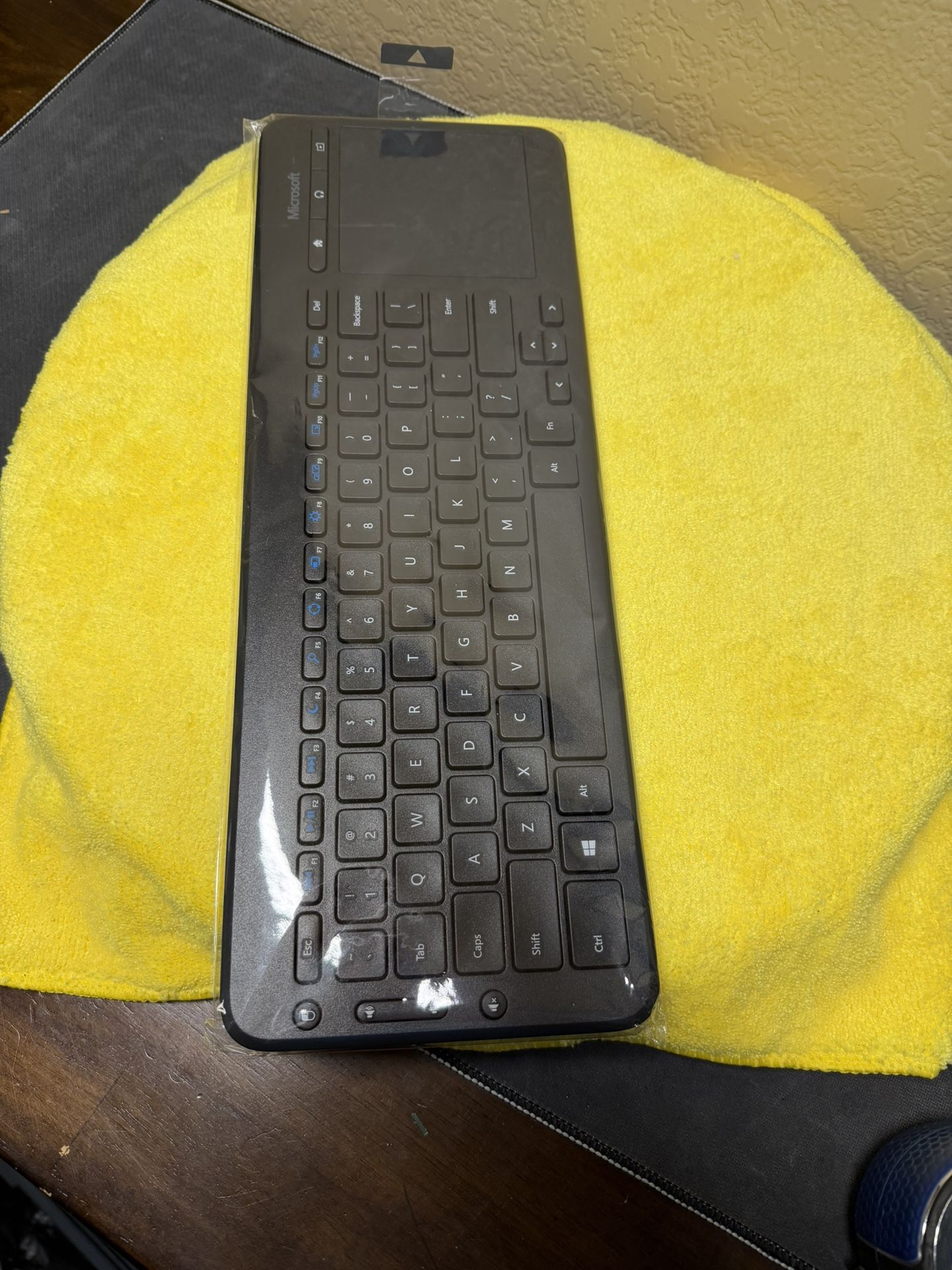 Microsoft Wireless All-in-One Media Keyboard with Touchpad