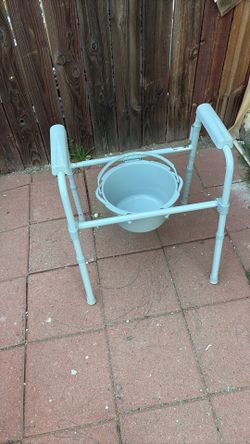 Commode