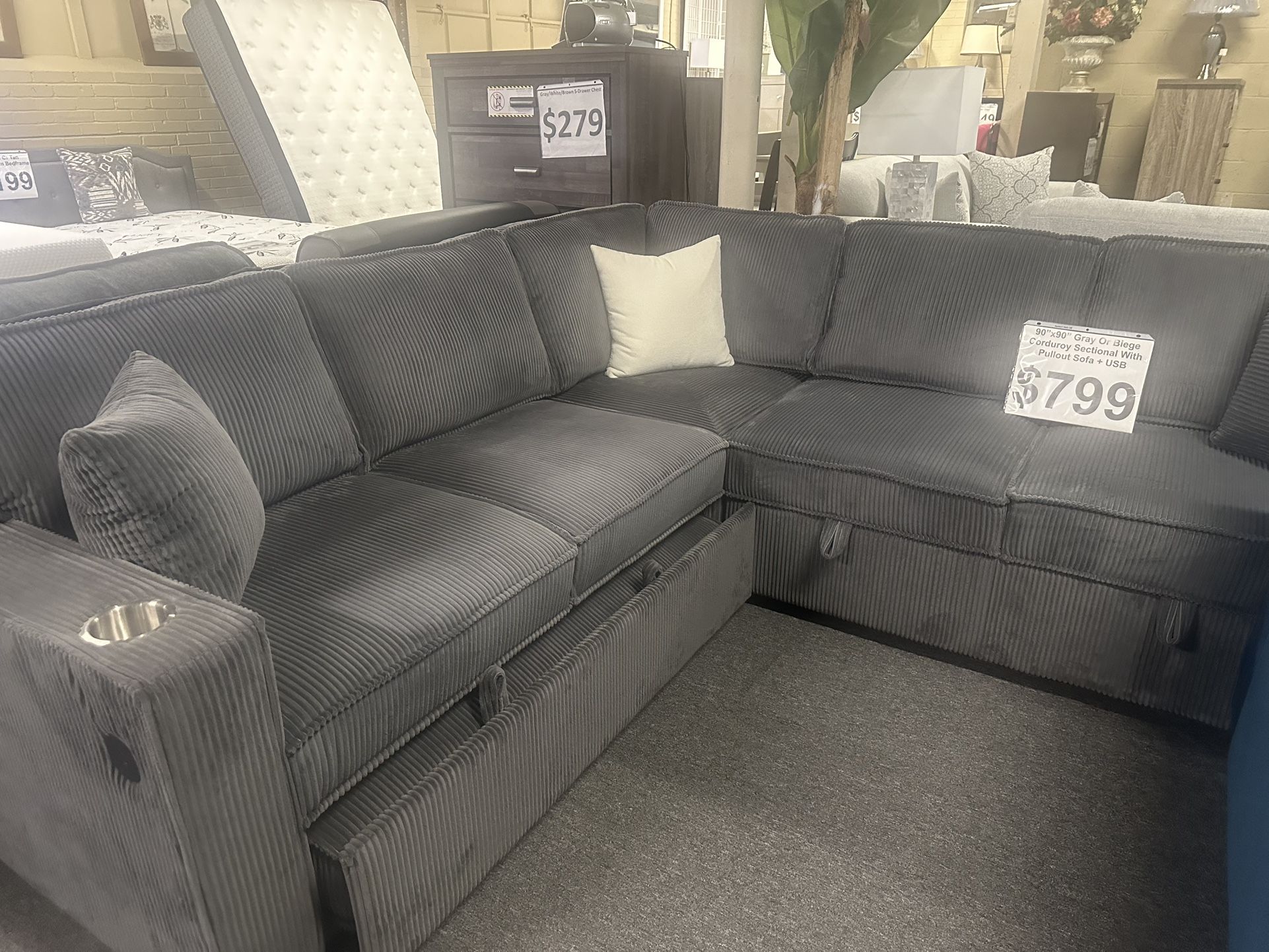 Brand New Sectional Sofa Pullout