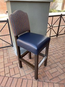 Wooden Barstools With Leather Seat