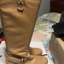 Bots Larga Nine West  