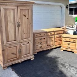 Oak Wood Bedroom Set 