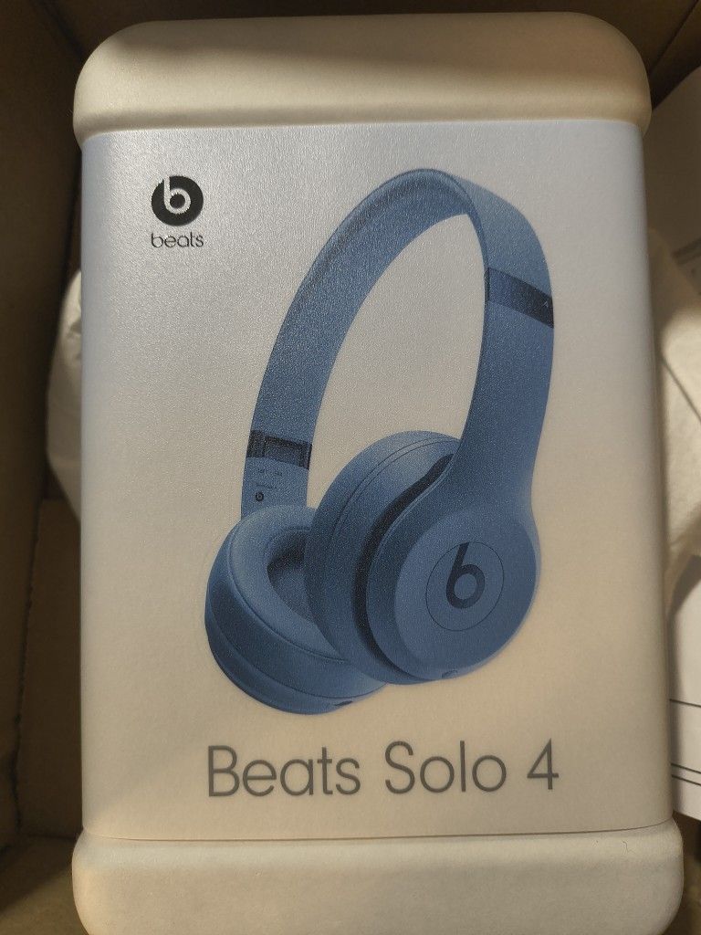 Beats Solo 4