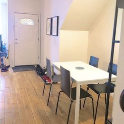 Ikea Table And 4 Chairs 