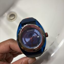 Authentic Men’s Gucci watch 