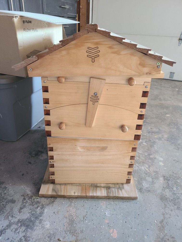 Complete Bee Hive Unused