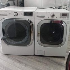 LG Washer Stream And Jumbo Gas Dryer Set For $765