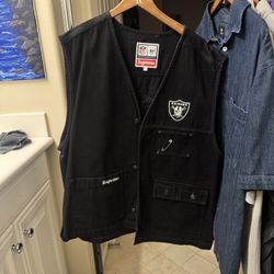 Supreme Raiders Vest Denim Size Extra Large, Great Condition