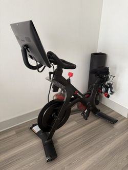 Peloton Bike and Floor Mat