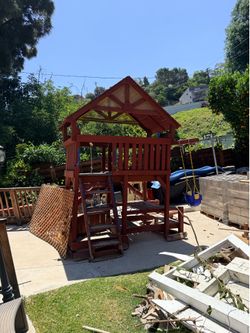 Playground set