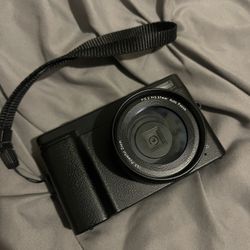 Digital Camera 