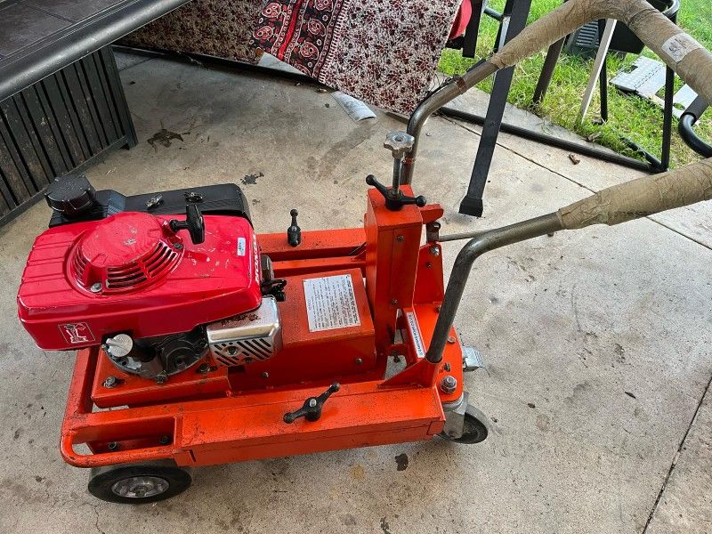 Honda concrete scarified plainer grainer