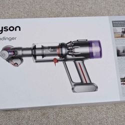 Dyson Humdinger Handheld Vacuum Cleaner. BRAND NEW