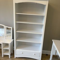 MDB White Bookshelf