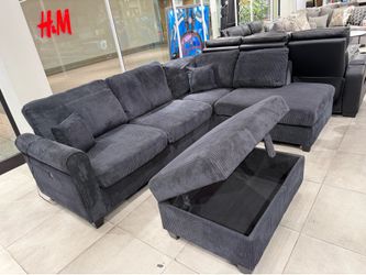 Sectional with storage ottoman 🔥🔥🔥