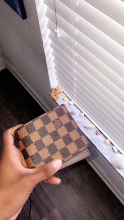 Louie wallet