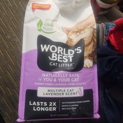 5 Bags  World's Best Cat Litter.