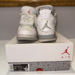 Used* Jordan 4 Oreos Size 11.5 OFFER YOUR PRICE