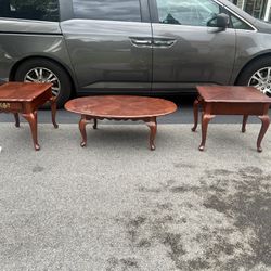 2 End Tables 1 Coffe Table $40 For All
