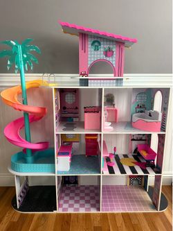 LOL SURPRISE DOLL HOUSE