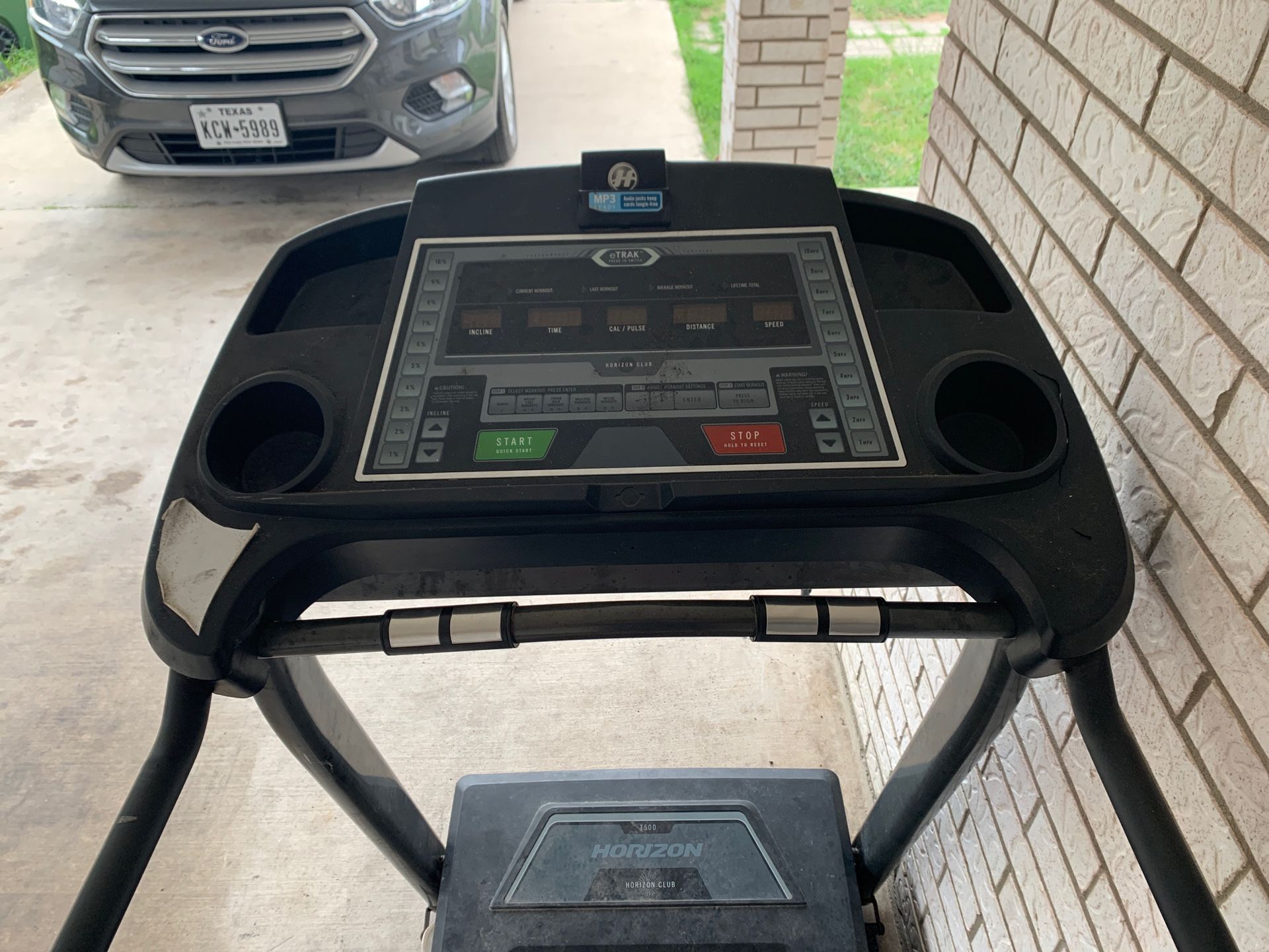 T500 Horizon club Treadmill for Sale in Los Fresnos, TX OfferUp