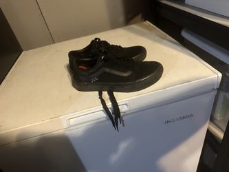 Black vans size 3.5 big kids