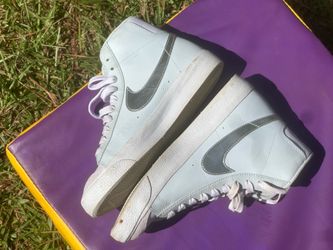 5y Nikes