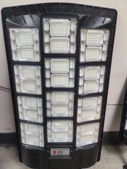 6000W Powered Solar Light