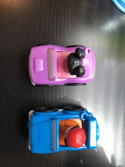 Little people play car set