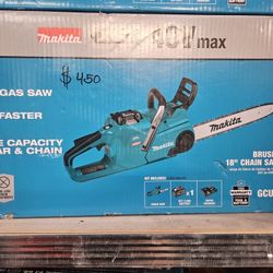 Makita XGT 40v Max Brushless 18" Chainsaw Kit 