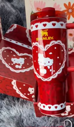 Stanley x Hello Kitty Red Tumbler