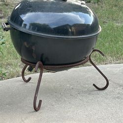 Grill With Stand 