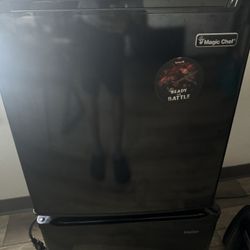 Magic Chef Mini Fridge