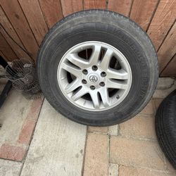 Los Tenía Una Tundra 2005 