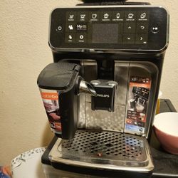 Phillips Series 4300 Coffee Maker