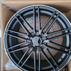 20"new Staggerd Black Satin Wheels With New Tires For MERCEDES BENZ CLS550 